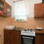 펜션 House With A Parking Space Premantura, Medulin - 11631 프레멘투라