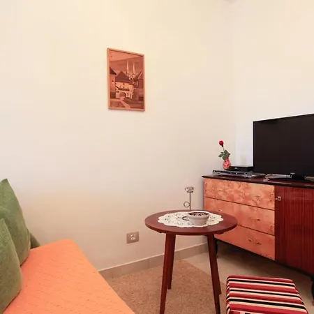 펜션 House With A Parking Space Premantura, Medulin - 11631 *